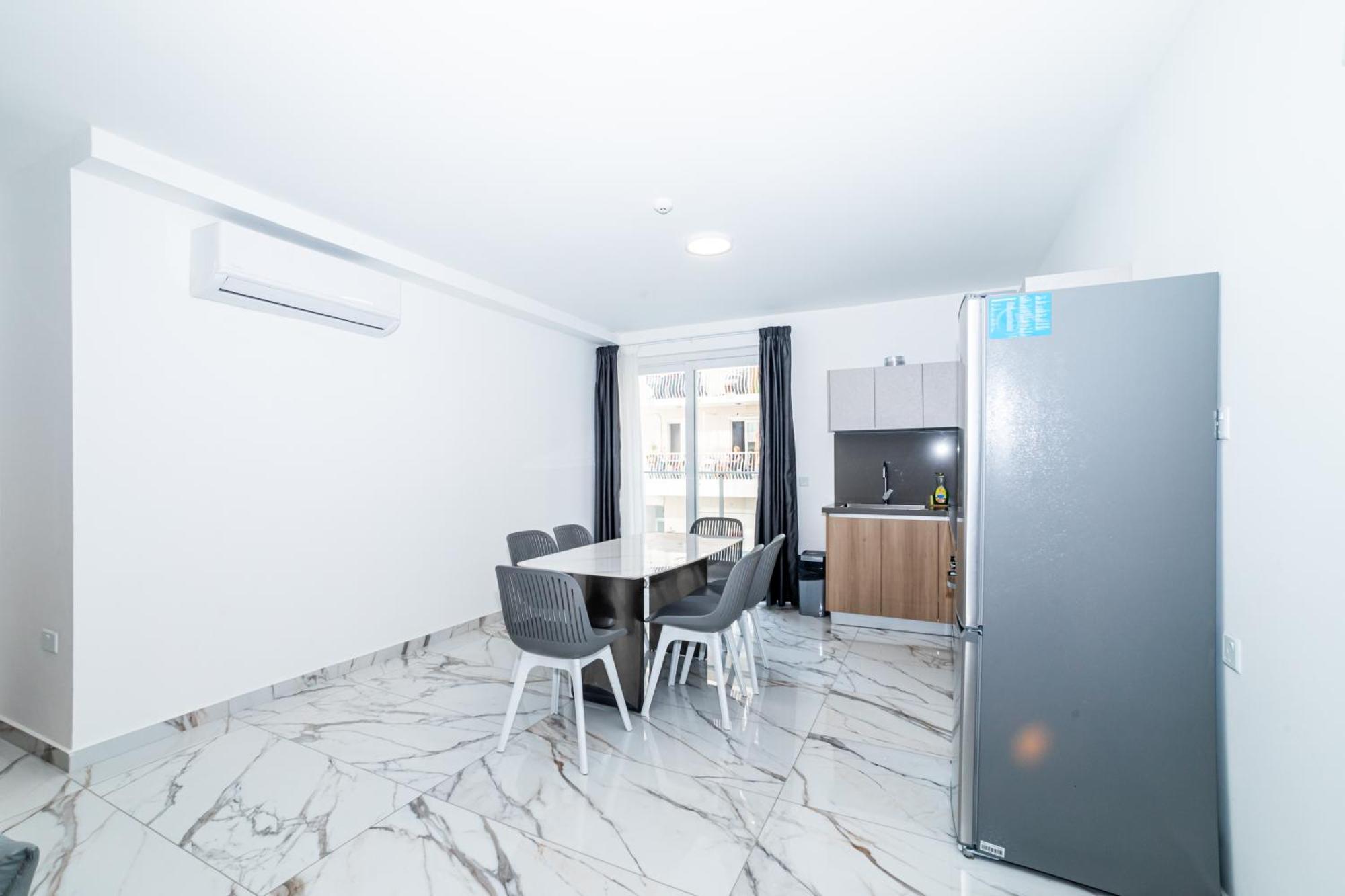 Apartment Modern Cosy Fully Equipped