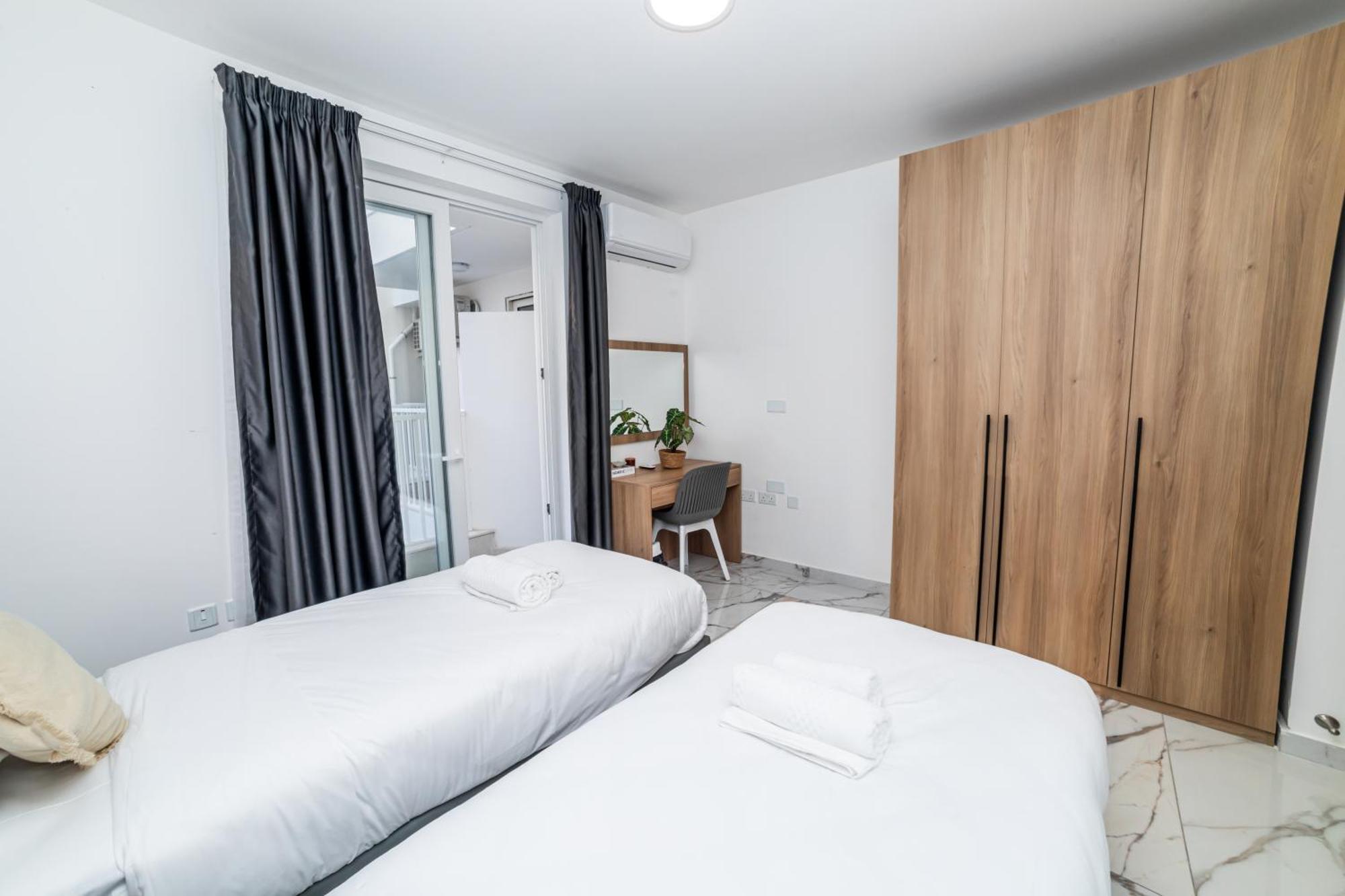 Modern Cosy Fully Equipped Apartment